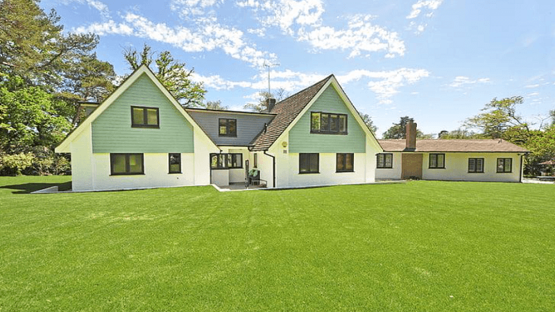 Creating Outdoor Spaces That Feel Intentional, Functional, and Visually Complete