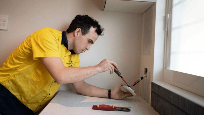 How Expert Electrical Services Power Your Smart Home Experience