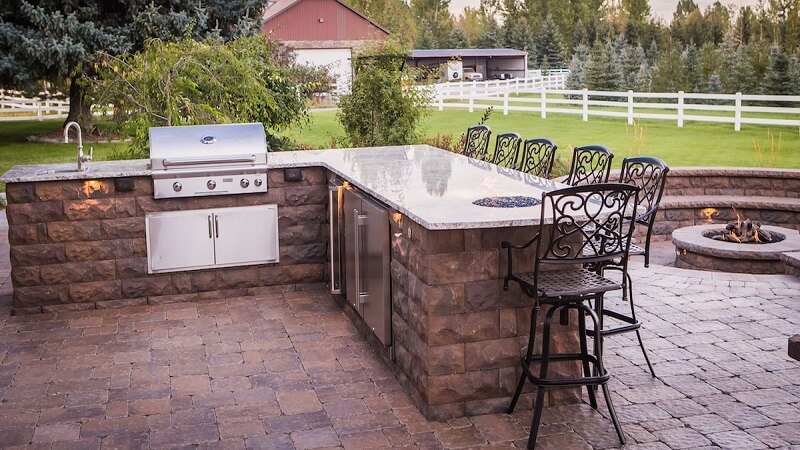 The Outdoor Kitchen Mistake That Shows Up in Year Two