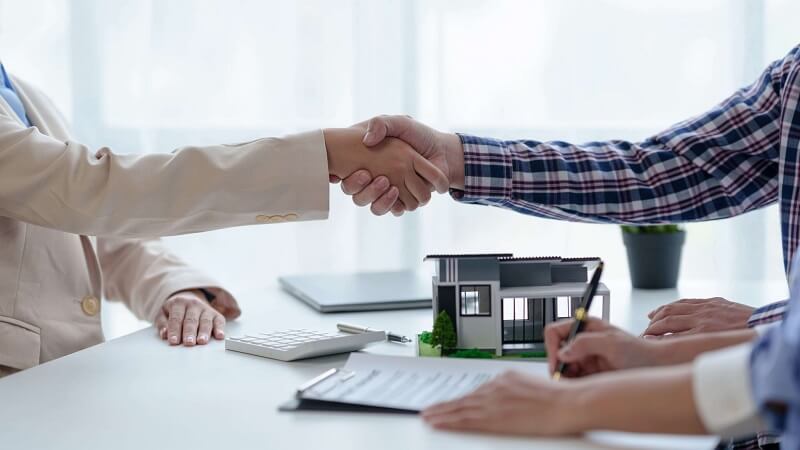 The Role and Benefits of Using a Buyers Agent in the Eastern Suburbs