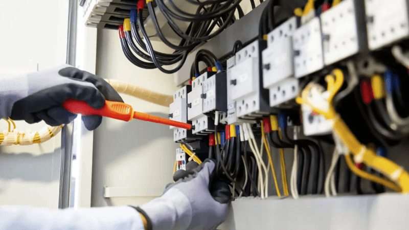 How To Future-Proof Commercial Electrical Systems For Growth In Michigan